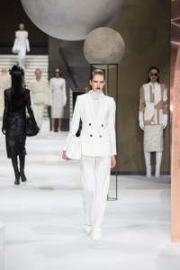 max mara shanghai pre-fall show