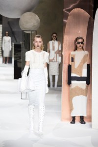 max mara shanghai pre-fall show
