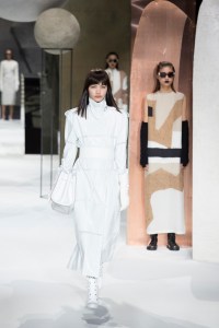 max mara shanghai pre-fall show