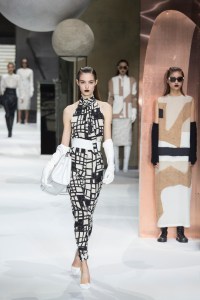 max mara shanghai pre-fall show