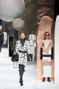 max mara shanghai pre-fall show