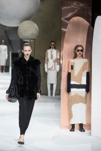 max mara shanghai pre-fall show