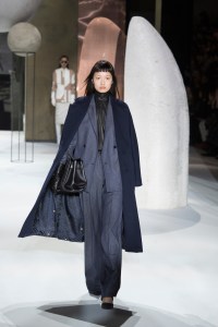 max mara shanghai pre-fall show
