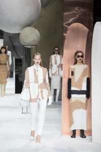 max mara shanghai pre-fall show