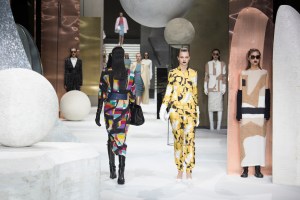max mara shanghai pre-fall show