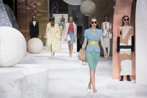 max mara shanghai pre-fall show