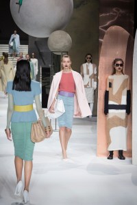 max mara shanghai pre-fall show