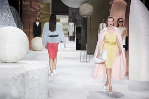 max mara shanghai pre-fall show