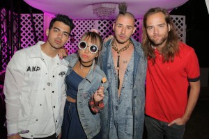 DNCE