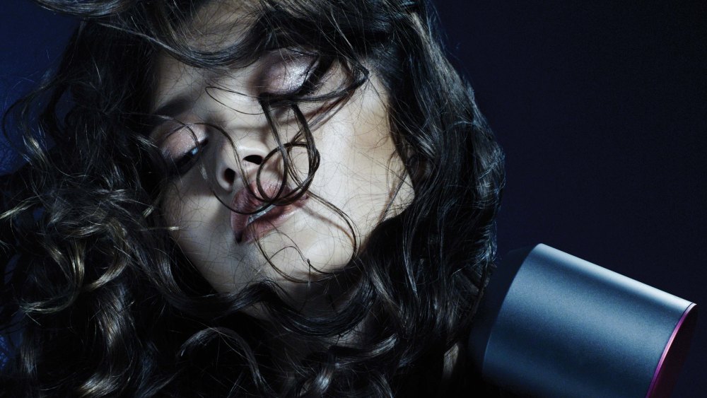 Dyson’s innovative hair dryer blew away the competition.