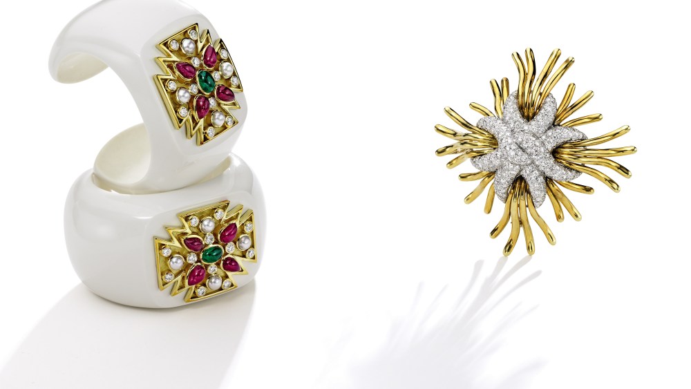 Design Versus Glitz: The Jewelry Collecting Debate Continues
