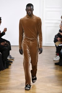 22/4 Hommes Men's Fall 2017