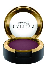 An Eye Shadown in Worthy Rich Plum (velvet) from Caitlyn Jenner's collaboration with MAC.