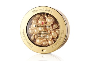Elizabeth Arden Advanced Ceramide Capsules Daily Youth Restoring Serum.