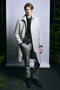 Essius Men's Fall 2017