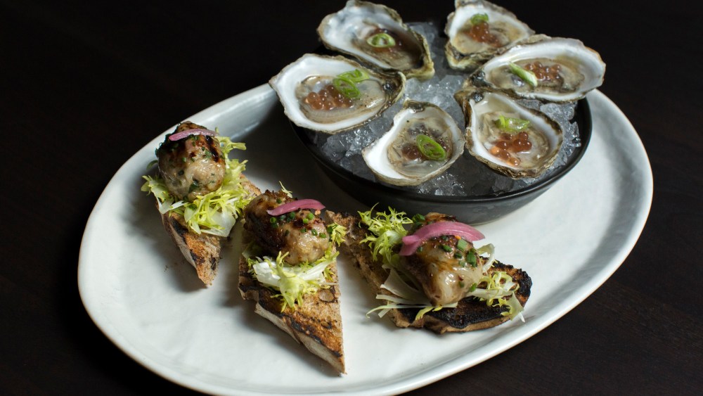Long Island Oysters on Ice