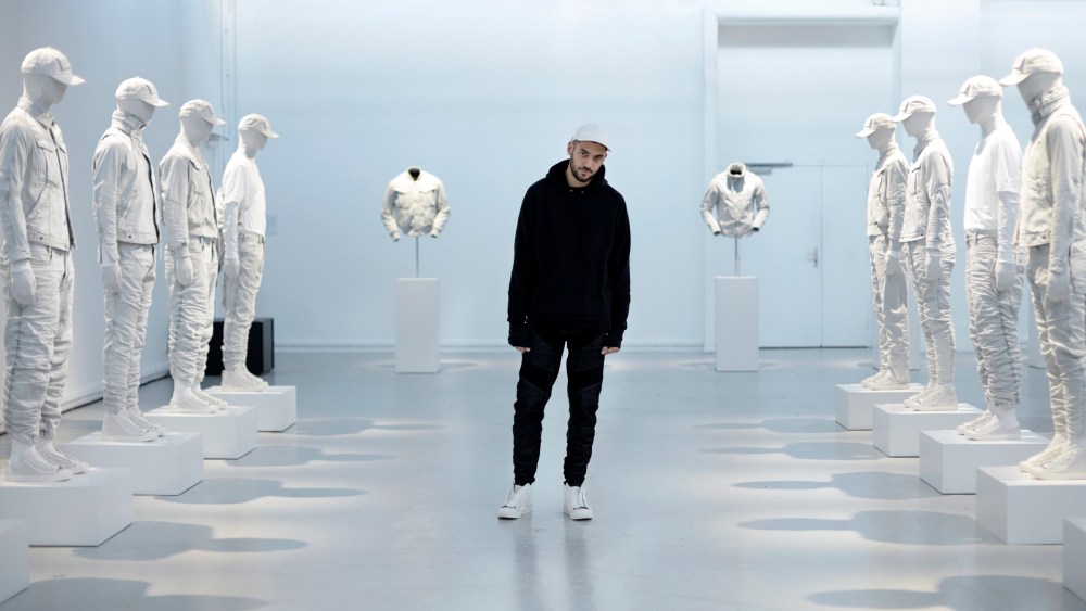 Raw Research Aitor Throup