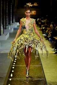 Guo Pei Couture Spring 2017