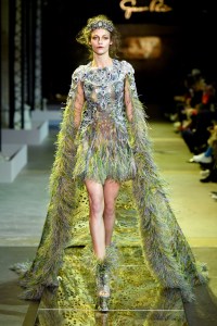Guo Pei Couture Spring 2017