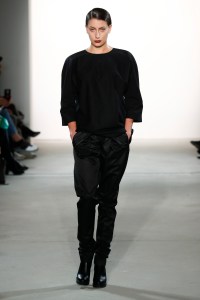 I' vr Isabel Vollrath RTW Fall 2017