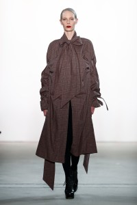 I' vr Isabel Vollrath RTW Fall 2017