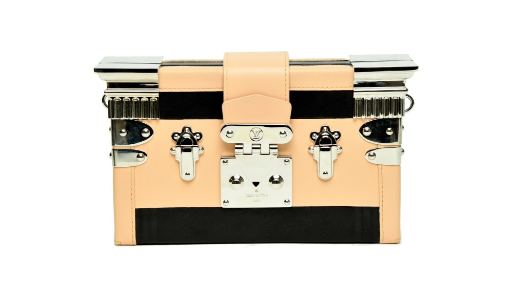 Spring 2017 Accessories: The Best 14 Conversation Starter Clutches