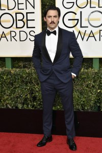 Golden Globes 2017: Milo Ventimiglia in Ralph Lauren