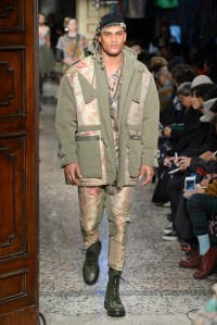 Moschino Men's Fall 2017
