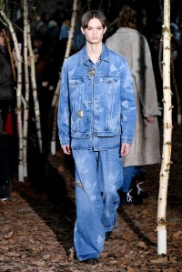 Off-White Men's Fall 2017