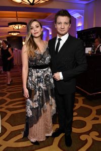 Elizabeth Olsen and Jeremy Renner