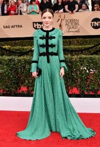 Samantha Isler in Philosophy de Lorenzo Serafini SAG Awards Fashion 2017