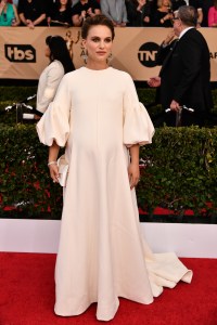 Natalie Portman SAG Awards Fashion 2017