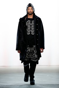 Sadak Men's Fall 2017