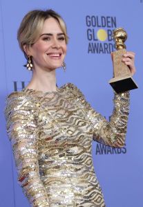 Sarah Paulson Golden Globe Awards 2017: Best in Hair and Makeup Trends