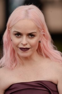 2017 SAG Awards Red Carpet Hair and Makeup