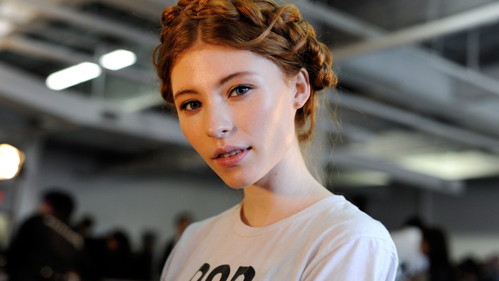 Backstage at Alice + Olivia RTW Fall 2017