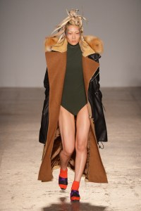 Atsushi Nakashima RTW Fall 2017