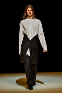 Chalayan RTW Fall 2017