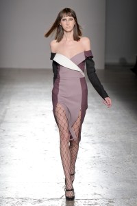 Daizy Shely RTW Fall 2017 show.