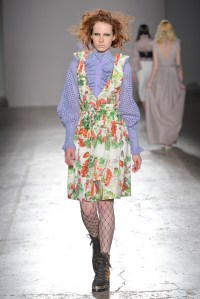 Daizy Shely RTW Fall 2017 show.