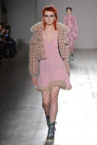Daizy Shely RTW Fall 2017 show.