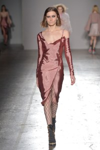 Daizy Shely RTW Fall 2017 show.