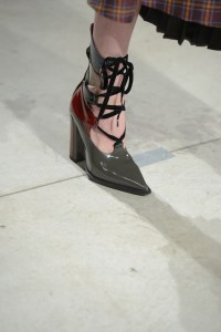 Details at Antonio Marras RTW Fall 2017