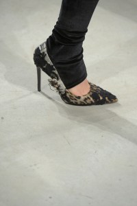 Details at Antonio Marras RTW Fall 2017