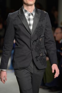 Details at Antonio Marras RTW Fall 2017