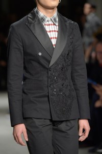 Details at Antonio Marras RTW Fall 2017