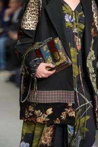 Details at Antonio Marras RTW Fall 2017