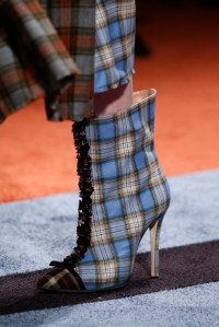 Details at Marco De Vincenzo RTW Fall 2017