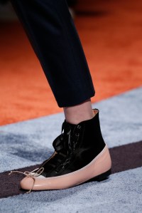 Details at Marco De Vincenzo RTW Fall 2017