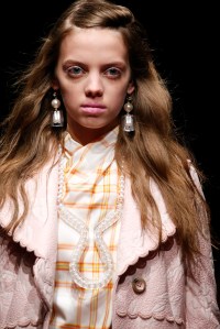 Details at Marco De Vincenzo RTW Fall 2017